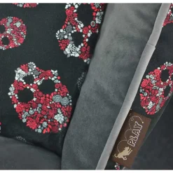 Play Cama Lounge Skull Roses